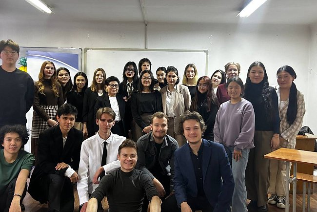 KRSU hosted a round table «Challenges of modernity and philosophy»