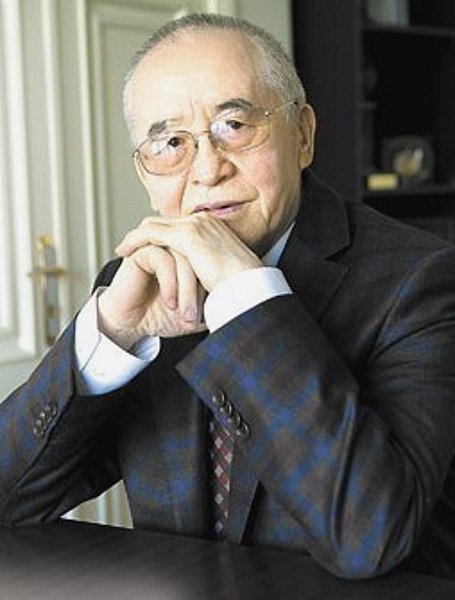 Ashirali Zurdinov became Honorary Professor of KRSU