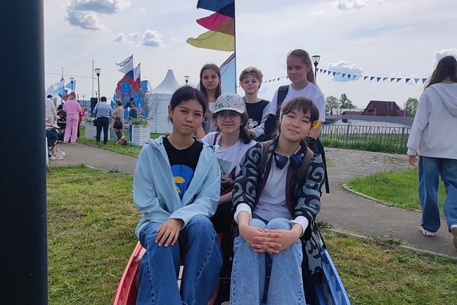 New horizons: KRSU schoolchildren discover Russia