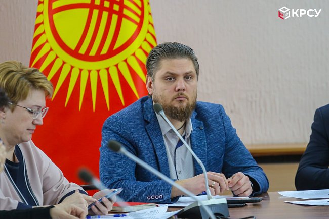 A meeting of the scientific and technical council was held at KRSU under the chairmanship of acting rector Sergei Volkov