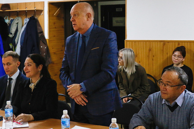 Библиотека ИРЯ КРСУ пополнилась более чем 300 книгами