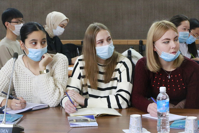 РГГУ и КРСУ начали подготовку к Году русского языка