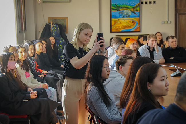 Лекции от судей ЕАЭС в КРСУ