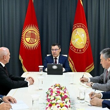 Жапаров Кыргызстан менен Россия Федерациясынын бардык тармактарда активдүү өз ара аракеттенип жатканын билдирди