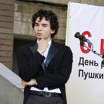 Тирүү калган Пушкин, Онегин жана Татьяна – Бишкекте Эл аралык орус тили күнүн кантип белгилешти
