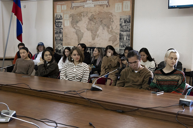 В КРСУ презентовали сборник воспоминаний потомков блокадников