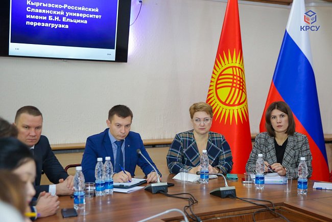 At KRSU, Sergei Volkov met with the staff of the Faculty of International Relations