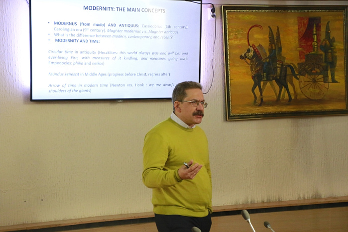 Академик РАЕН прочитал лекцию студентам и преподавателям КРСУ