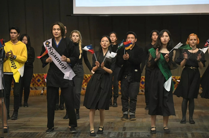В КРСУ поставили политический мюзикл