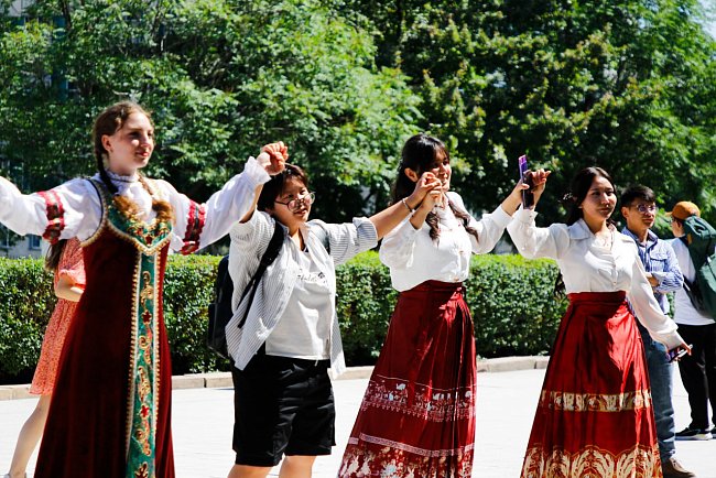 Kindness and inspiration: a charity fair was held at KRSU in support of children with cancer