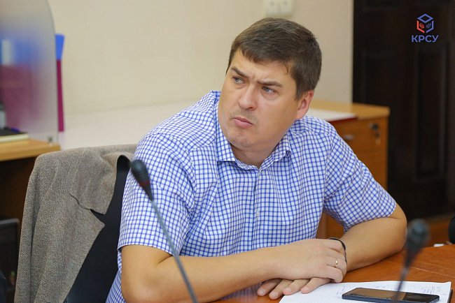 A regular working meeting was held at KRSU under the leadership of acting rector Sergei Volkov