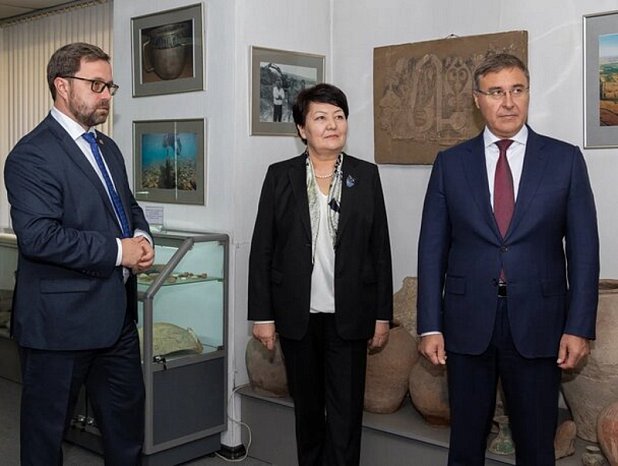Биз өнүгүүнүн жаңы векторлорун аныктадык