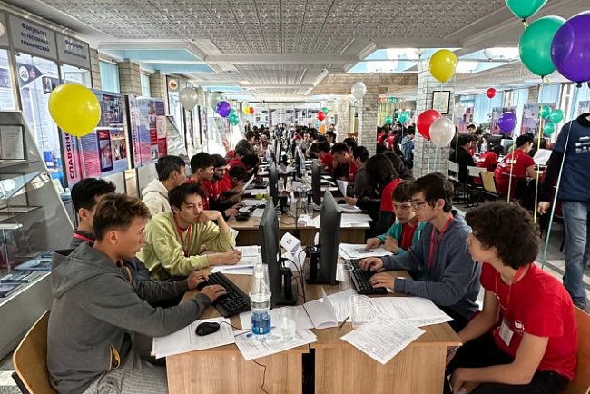 KRSU students will represent Kyrgyzstan in the Superfinal of the region as part of the International Student Programming Olympiad