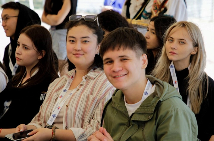 A Russian-Kyrgyz youth media forum was held in Issyk-Kul