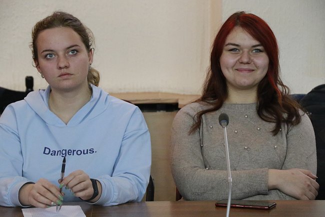 Форумдар, конференциялар, тегерек столдор. Ретроспективалык