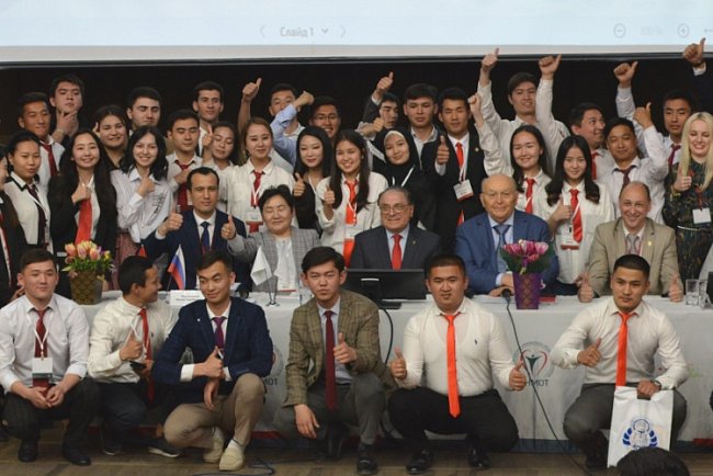 The KRSU hosted «Dialogues on Internal Medicine»