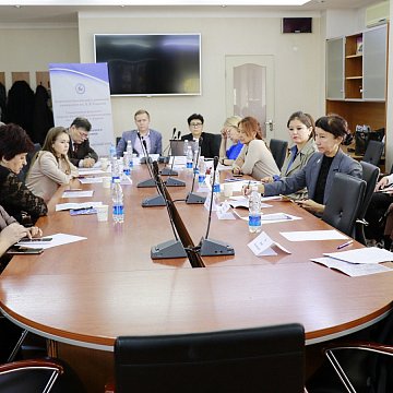 KRSU hosted a round table «Challenges of modernity and philosophy»