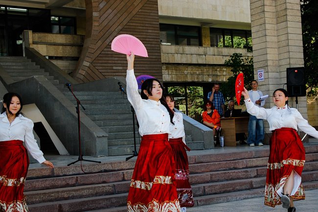 Kindness and inspiration: a charity fair was held at KRSU in support of children with cancer