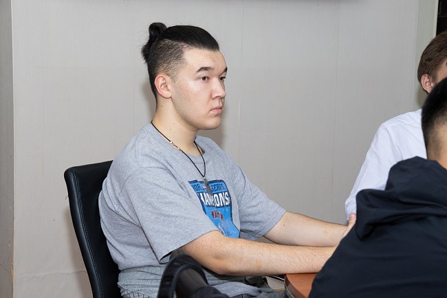 Advisor to the rector of KRSU Petr Bychkov met with the leaders of student government