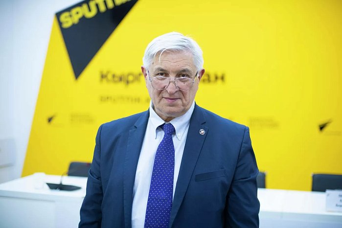 Эмне үчүн жаштарды ЕАЭБдеги аналитикага тартуу керек, дешти Россия Федерациясынын окумуштуулары