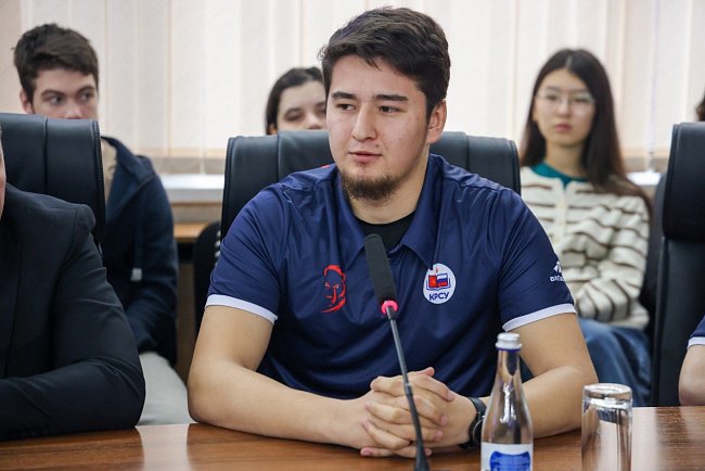 Special Representative of the President of the Russian Federation Mikhail Shvydkoy visited KRSU