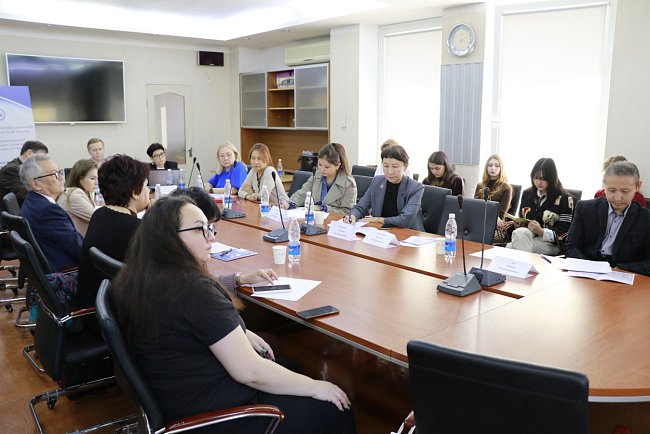 KRSU hosted a round table «Challenges of modernity and philosophy»