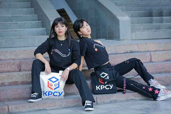 Будь в стиле КРСУ: Новый мерч для тех, кто гордится своим вузом!