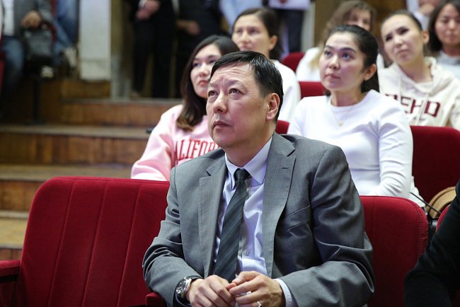 Academician Yuri Belenkov at KRSU: the meeting with the world authority in cardiology became a landmark event for medicine in Kyrgyzstan