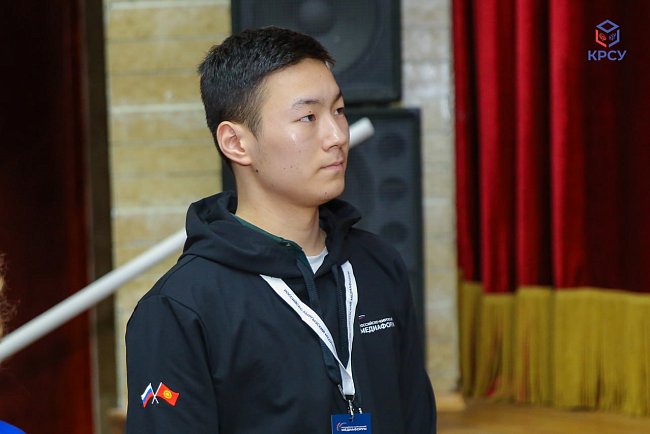 Second day of the Russian-Kyrgyz media forum at KRSU — intensive educational start
