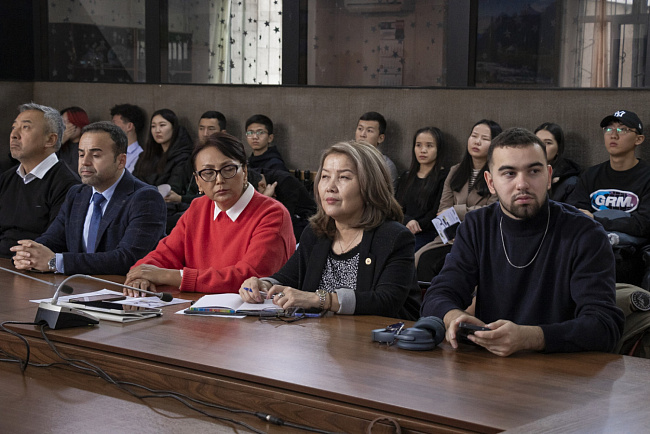 Cтудентам, магистрантам и аспирантам КРСУ рассказали о Государственной программе «Стипендии Турции»