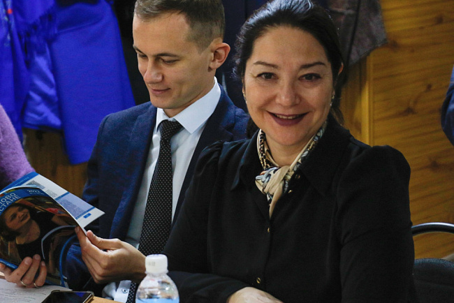 Библиотека ИРЯ КРСУ пополнилась более чем 300 книгами