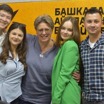 Таластагы "Таңдар тынч": КРСУнун студенттери алгачкы гастролуна чыгышты