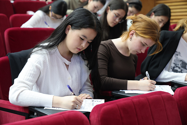 В КРСУ прошла международная акция «Диктант Победы»