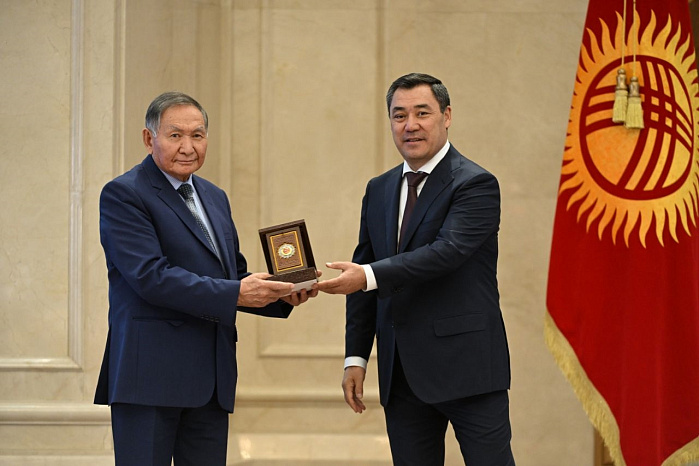 Профессор-консультант КРСУ Мукаш Исраилов удостоен Ордена «Данк»