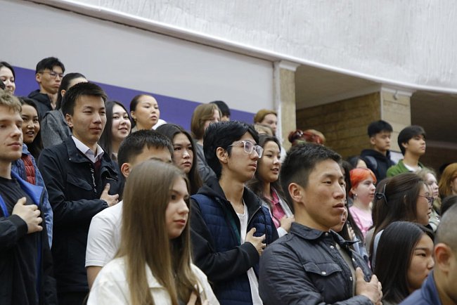 A solemn ceremony of canceling postage stamps dedicated to Kyrgyzstani Heroes of the Soviet Union took place at KRSU