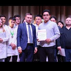 Торжественное награждение студентов и сотрудников, показавших высокие результаты в научной, образовательной и конкурсной деятельности