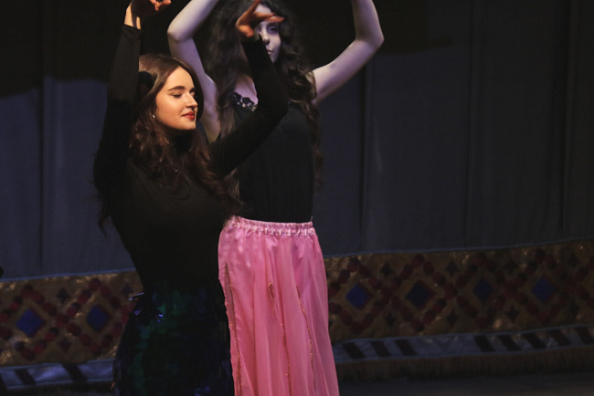 В КРСУ «отгремел» большой предновогодний концерт (фотогалерея)