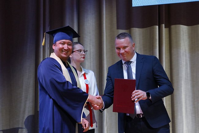 Architects of the future: KRSU hosted the graduation of the Faculty of Architecture, Design and Construction