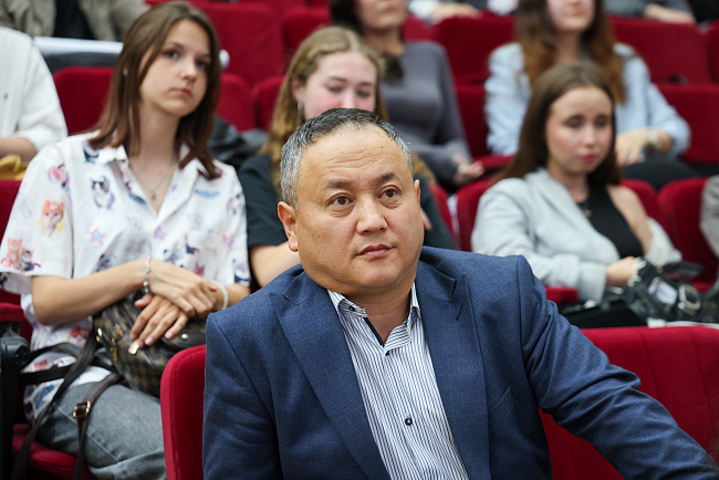 В КРСУ состоялась презентация республиканского проекта «ЭКСПО-ДЕМИЛГЕ»