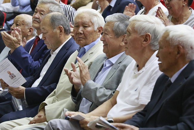 An international conference dedicated to the 75th anniversary of Professor Naken Kasiev was held at KRSU