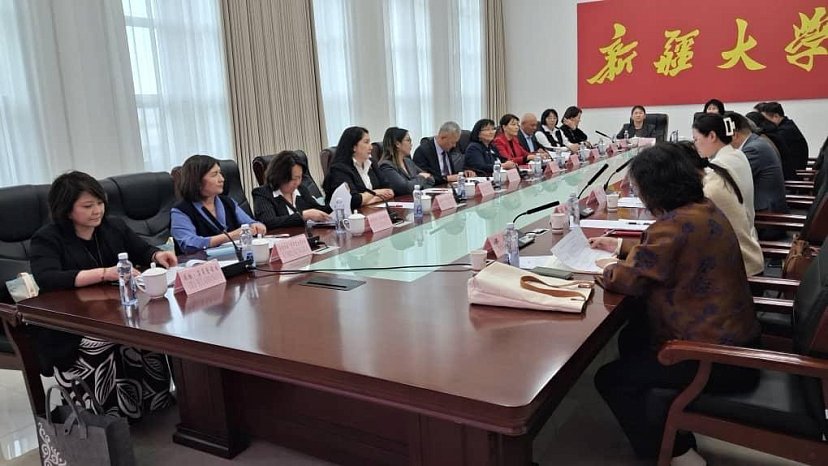 The KRSU delegation took part in a strategic meeting with the leadership of Xinjiang University