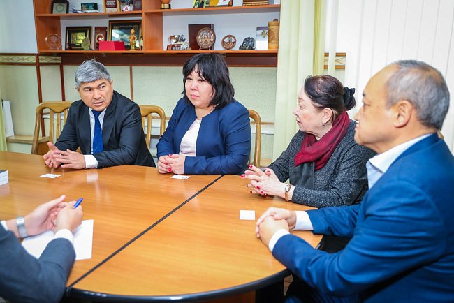 Acting Rector of KRSU Sergey Volkov met with representatives of the Academy of the State Committee for National Security of the Kyrgyz Republic: we discussed plans for cooperation