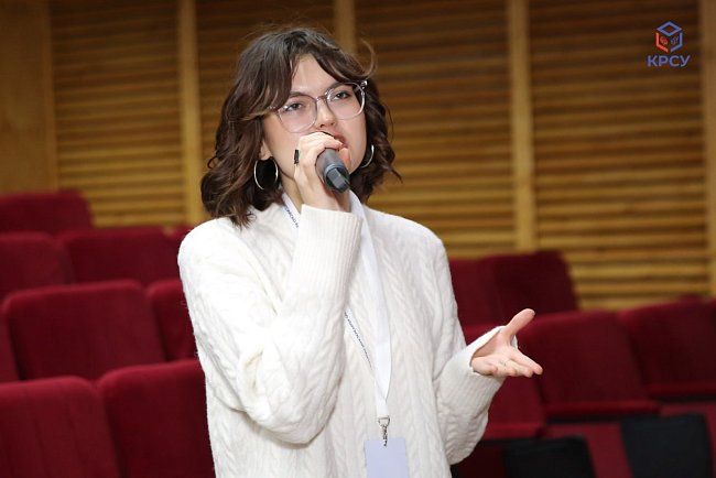 Second day of the Russian-Kyrgyz media forum at KRSU — intensive educational start