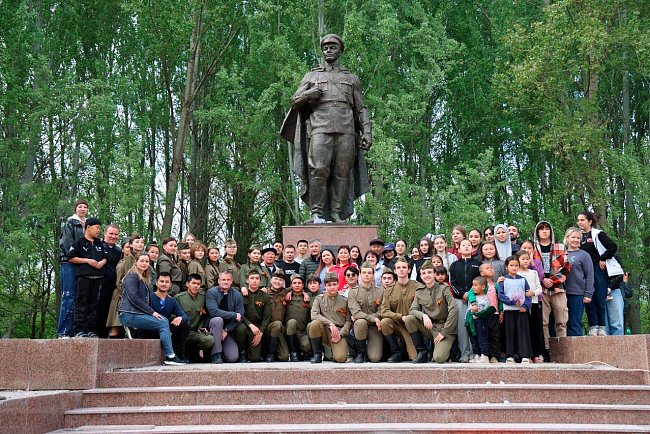 Чүй облусунда Иван Панфиловдун эстелигинде ишембилик өттү