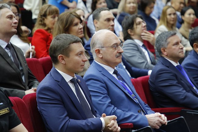 New educational prospects: KRSU received a mobile laboratory from ANO «Eurasia»