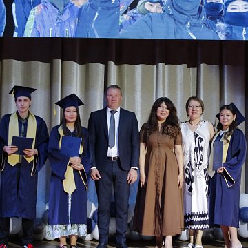 On the way to new heights: a graduate of the Faculty of Economics was held at KRSU