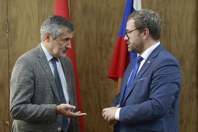 КРСУ укрепляет научные связи с российскими вузами