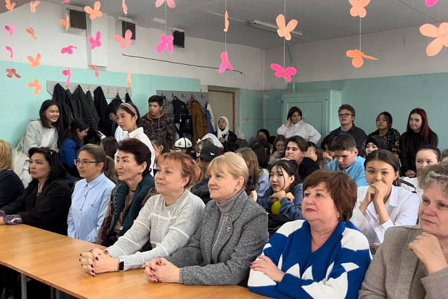 День работника образования-2022