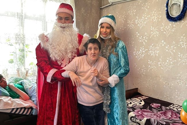 Representatives of KRSU visited elderly people before the New Year