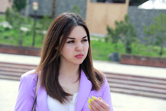 Иностранные студенты КРСУ посетили Дом-музей Ч. Айтматова и Мемориальный комплекс «Ата-Бейит»